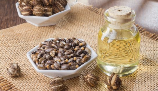 Mascarilla de aceite de ricino y plátano para un cabello hermoso