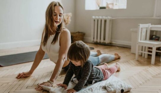 4 ejercicios de relajación para mamás cansadas