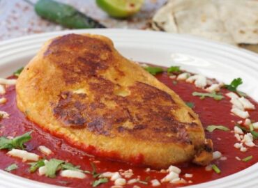 Receta de picadillo de pollo para preparar unos chiles rellenos espectaculares