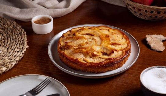 Postre fácil en 10 minutos: Prepara una rica tarta de manzana en microondas