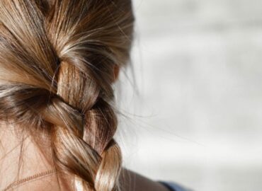 Prueba estos 5 peinados que te harán lucir más joven