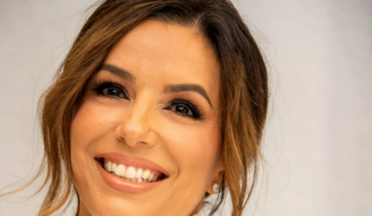 Eva Longoria y su truco para bajitas con unos zapatos de punta triangular