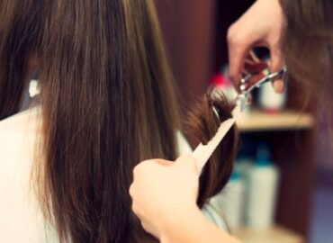 3 cortes de cabello perfectos para mujeres con pelo grueso, seco, con frizz y mucho volumen