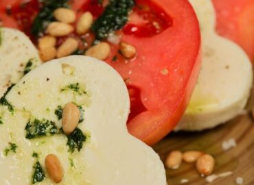 Ensalada enamorada, aprovecha tus últimos tomates este Día de San Valentín