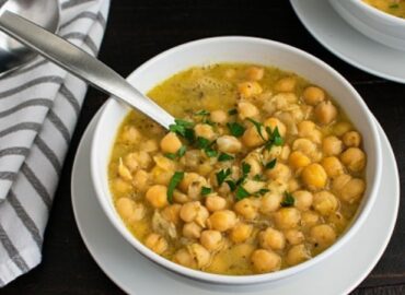 Sopa de garbanzo para bajar el colesterol, cena delicioso pero saludable con esta receta