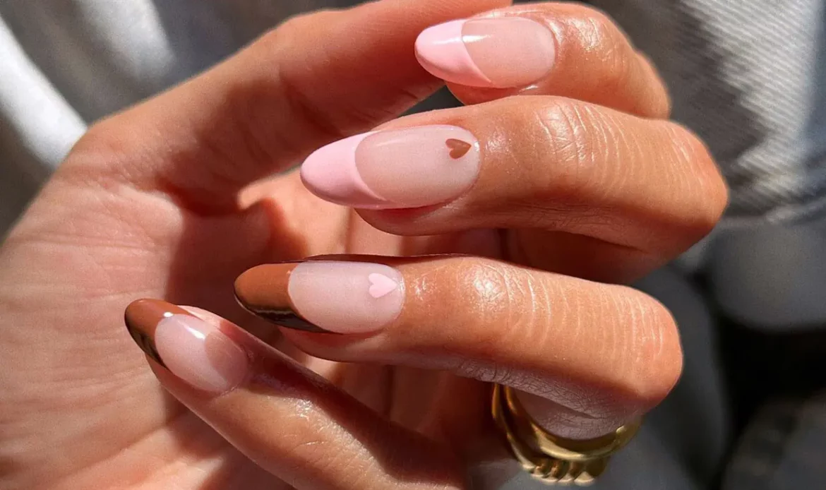 Las manicuras de tendencia más bonitas para celebrar San Valentín