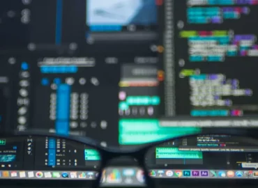 Revolucionar la industria tech: mujeres marcan tres tendencias en el sector