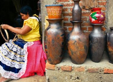 8M: El doble estigma de ser mujer indígena en México