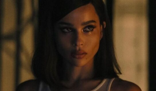 Batgirl liner: Delineado vintage tendencia de primavera para agrandar y rejuvenecer la mirada