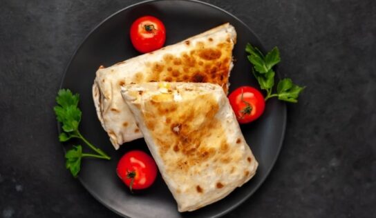 Prepara un delicioso burrito vegano con esta sencilla receta, te encantará