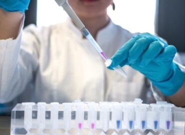 Conoce a la mexicana que prueba un tratamiento para Covid-19 con 90% de efectividad