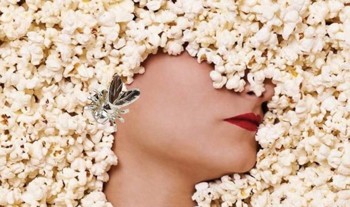 Joyería con moscas: descubre esta extravagante y original tendencia que se convertirá en tu favorita