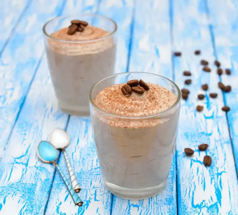 Receta de «mousse» de café y mascarpone: postre fácil y rápido